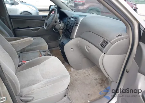 2006 Toyota Sienna Ce z USA, uszkodzony, nr VIN 5TDZA23C96S466022